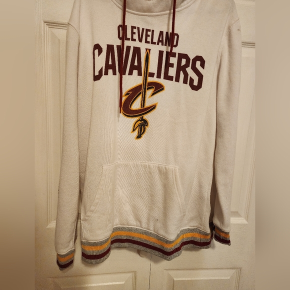 cavs showtime hoodie